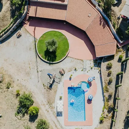 Lantgård La Pergola Diaccialone